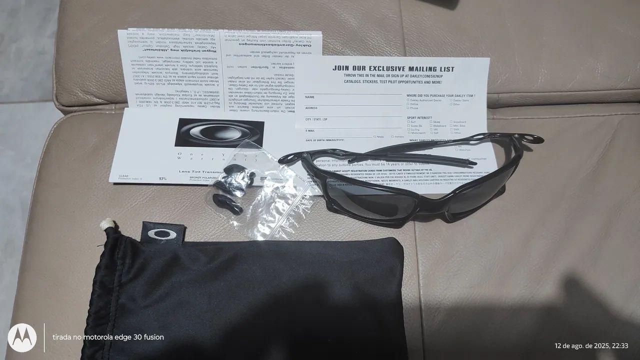 óculos Oakley novo série limitada tenho a 12 ano nunca usei comprei no Estados Unidos  - Foto 4