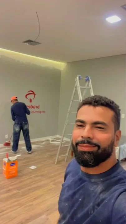 Pintor barato e Profissional, 18 anos de experiência.