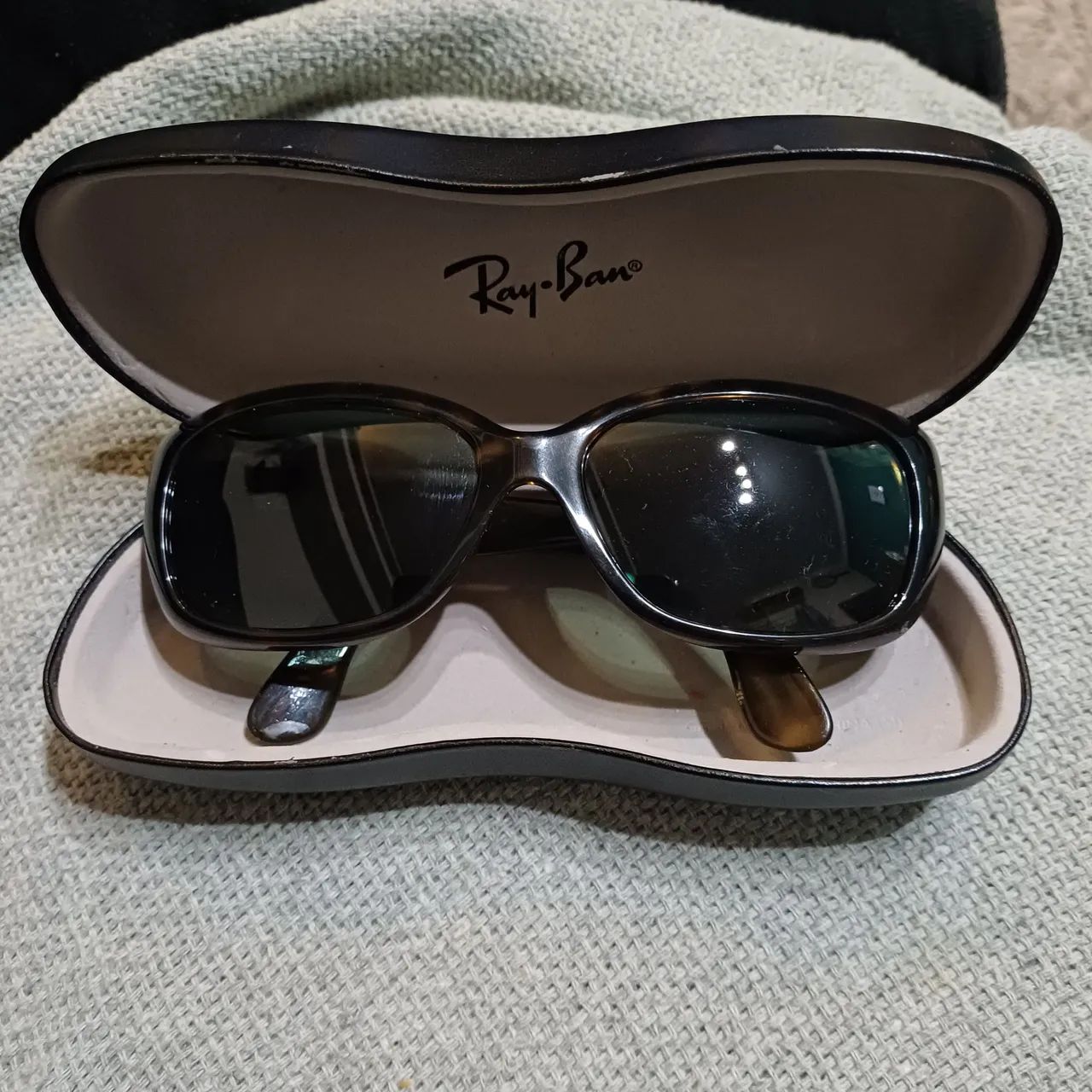 Armação de sol com grau Ray Ban