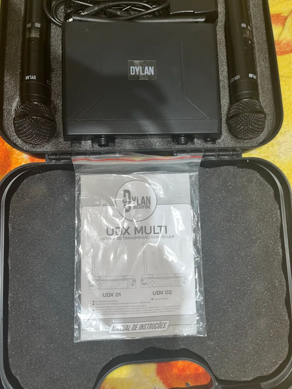 Jogo de microfone profissional  sem fio DYLAN - Foto 6