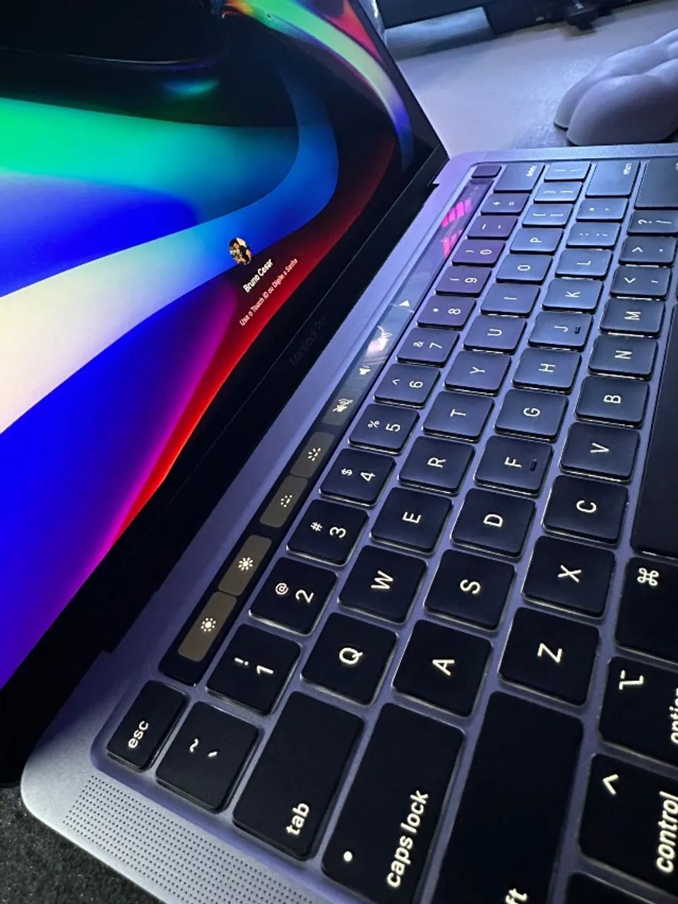 MacBook Pro 2020 i7 512GB - Vou viajar BARATO , Bateria 97 % Novo