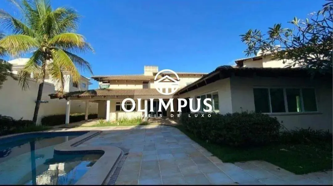 Ótima Casa estilo sobrado