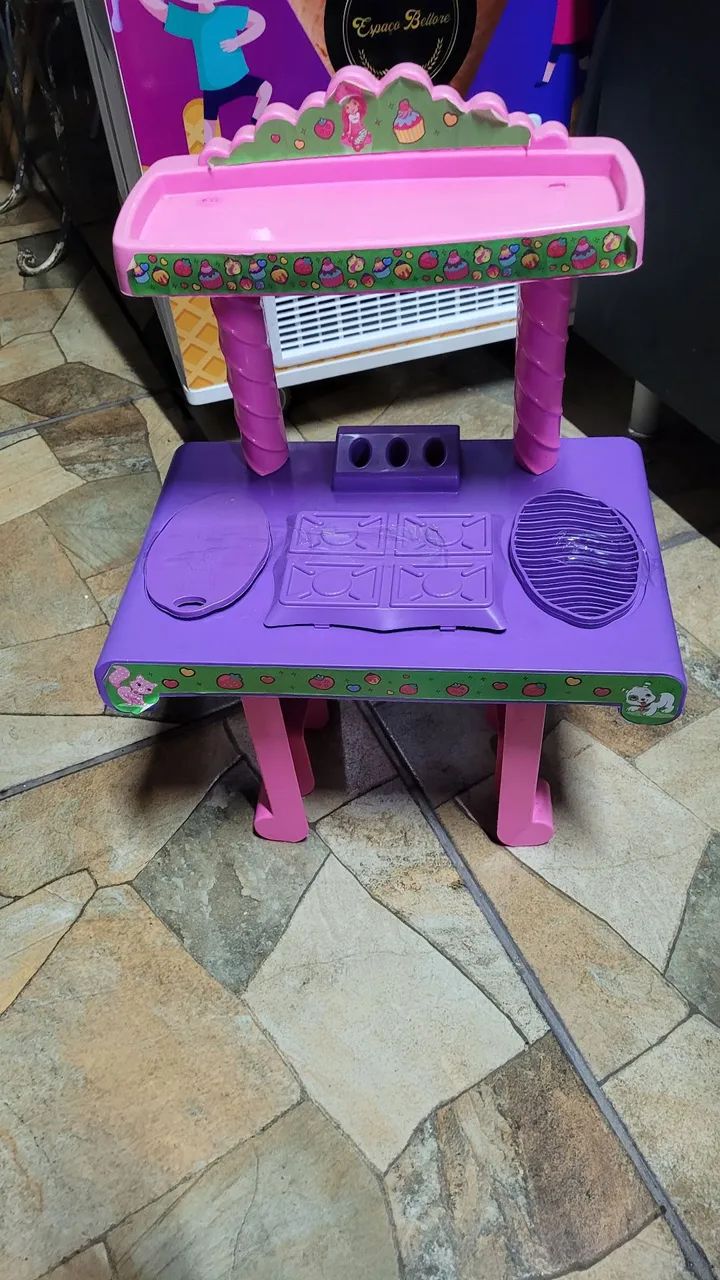 Cozinha de brinquedo
