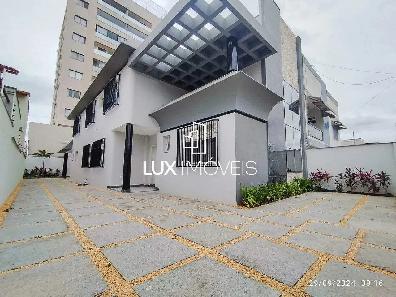 Casa à venda, 3 quartos, 1 suíte, 5 vagas, Centro - Linhares/ES