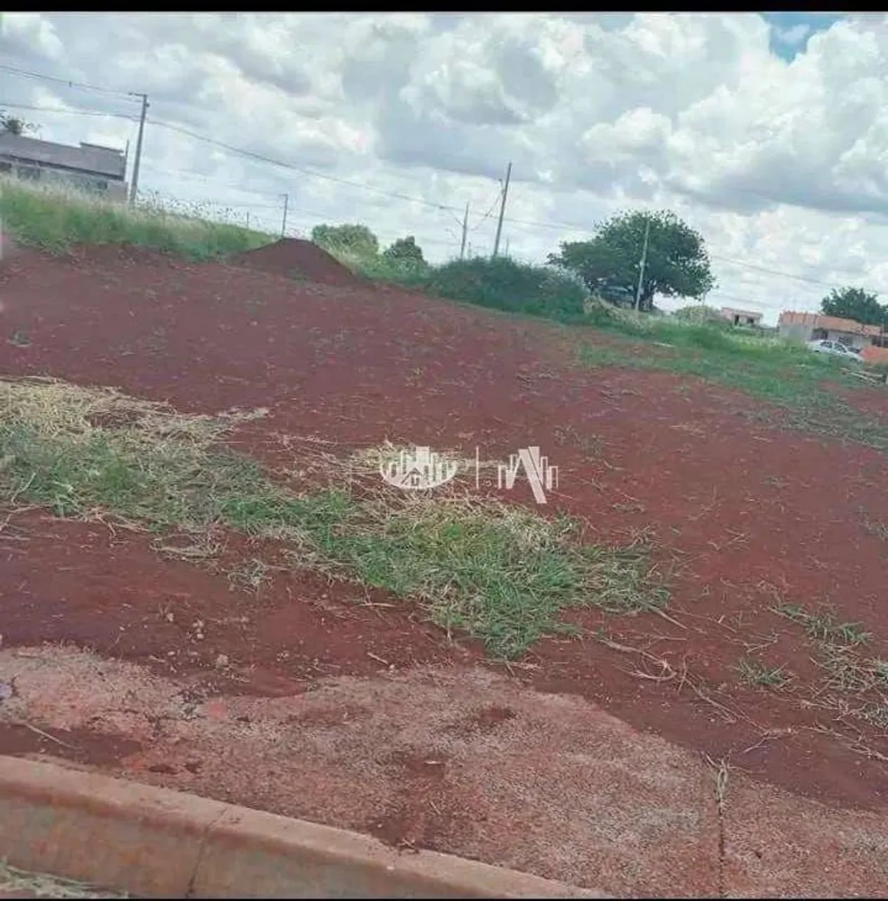 Terreno à venda, 403 m² por R$ 200.000,00 - Jardim Laranjeiras - Londrina/PR