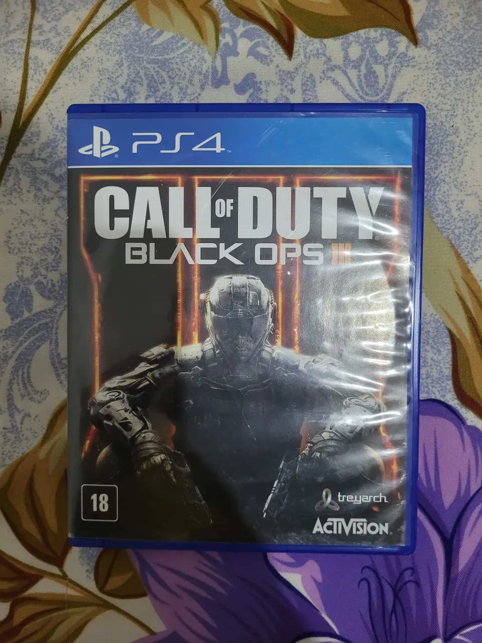 Call of Duty: Black Ops III - PS4 usado em perfeito estado