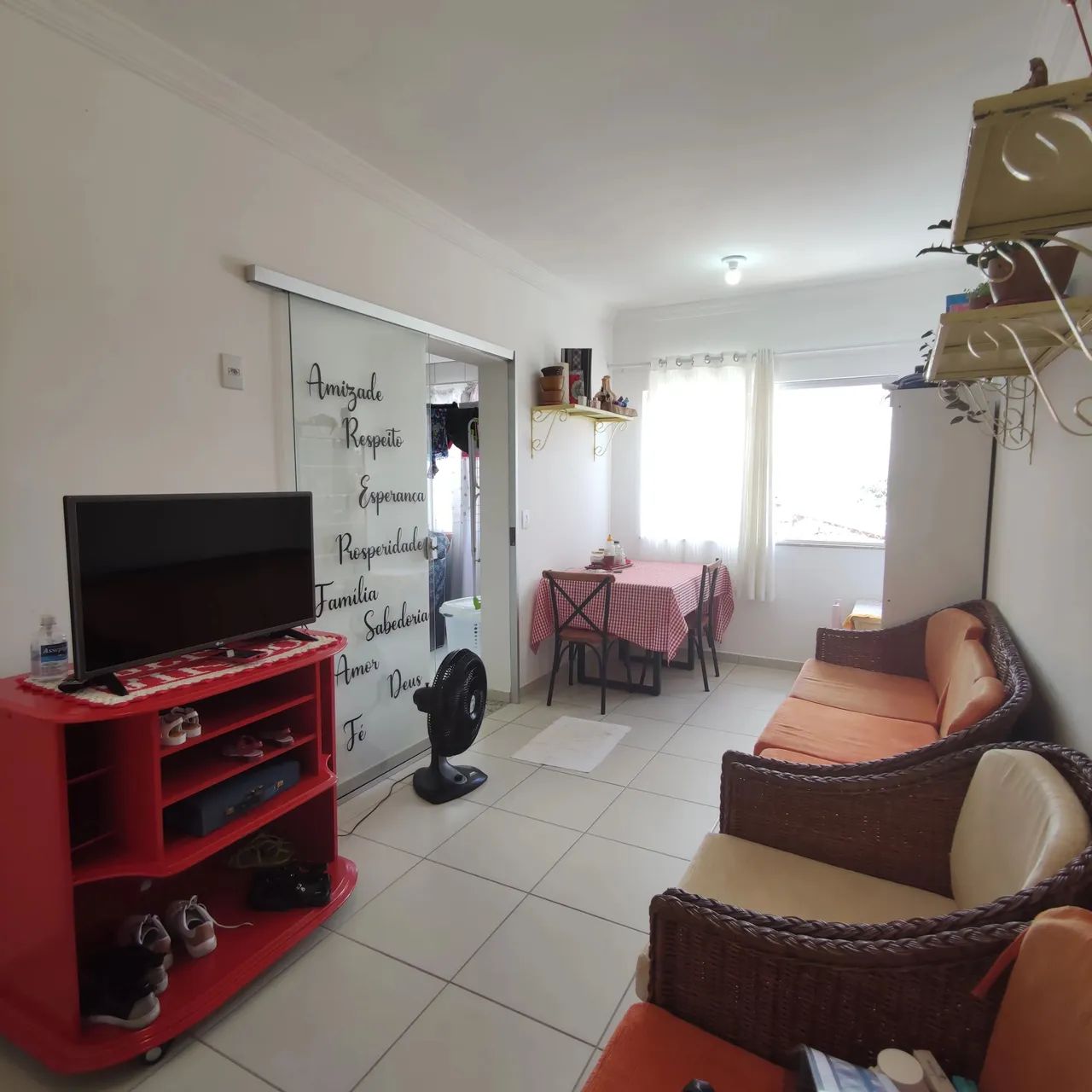 Apartamento Seminovo 2 suítes -  à 1,5km do Centro de GV - Foto 2