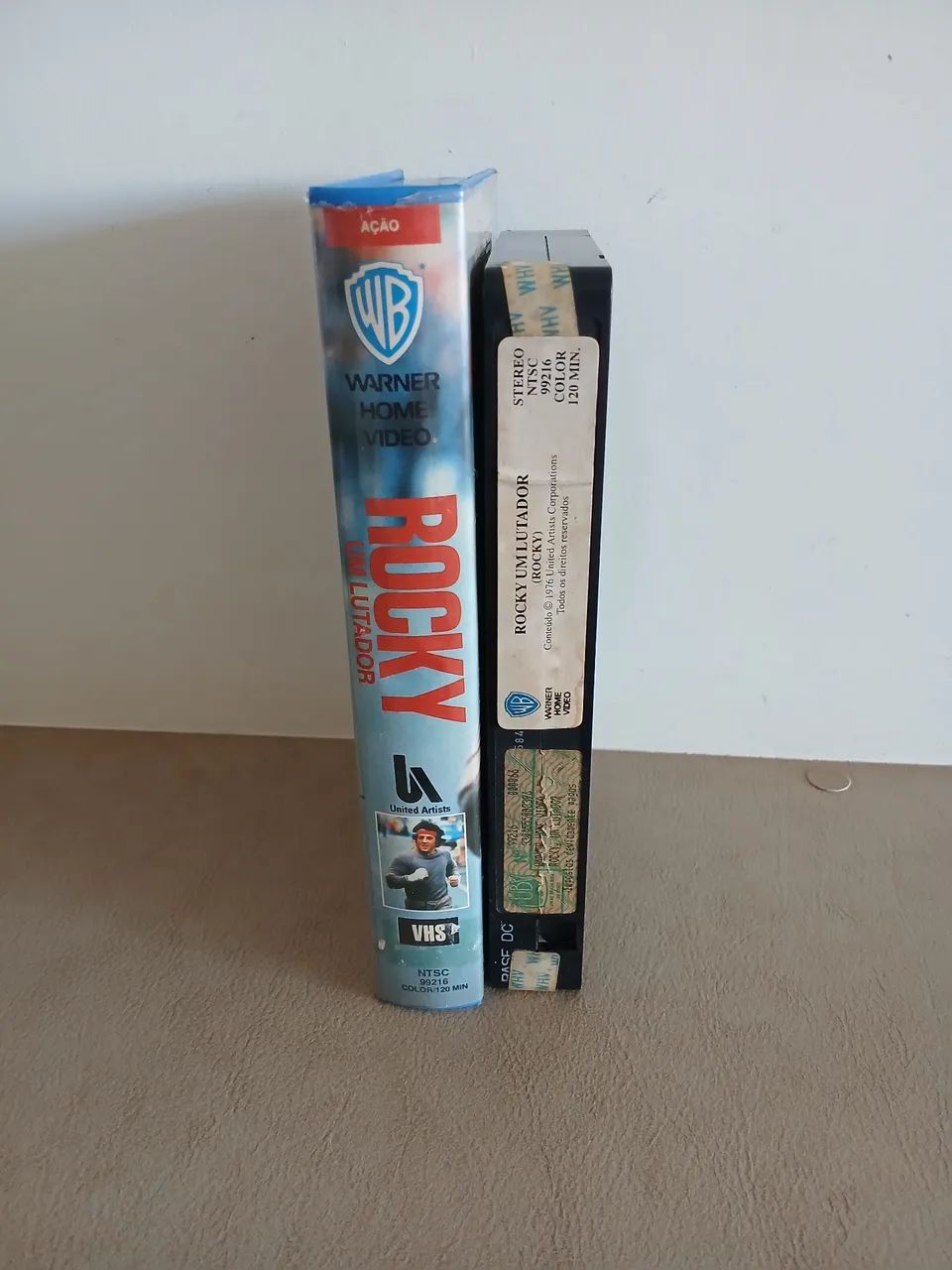VHS Rocky Um Lutador - 1a Tiragem - Stallone - Raríssima - DVD