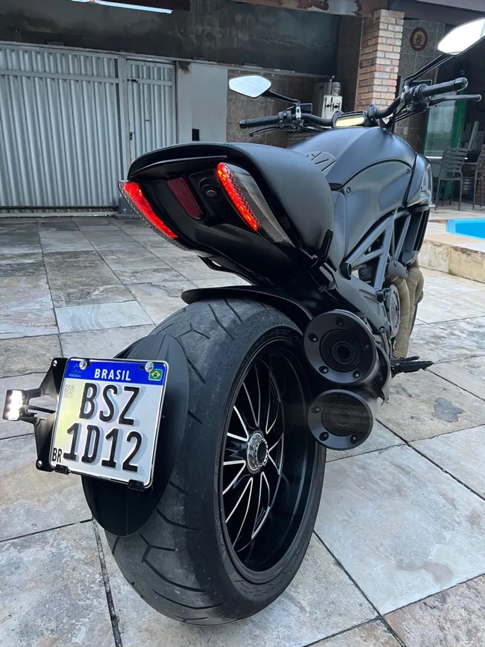 Ducati 1198 Diavel DARK - VENDIDA - Foto 4
