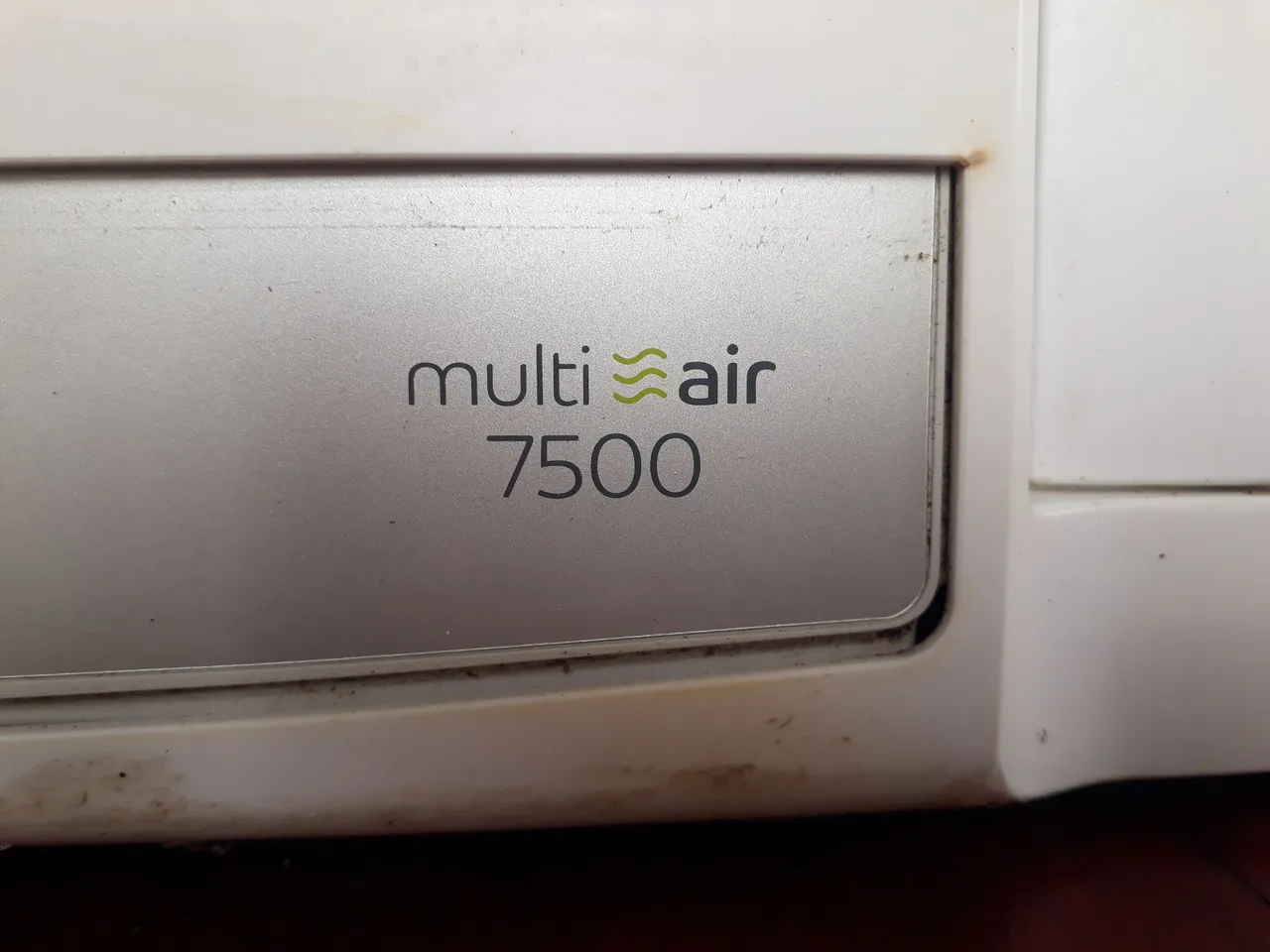 Ar Condicionado Multi Air 7500 127v com controle funcionando normalmente