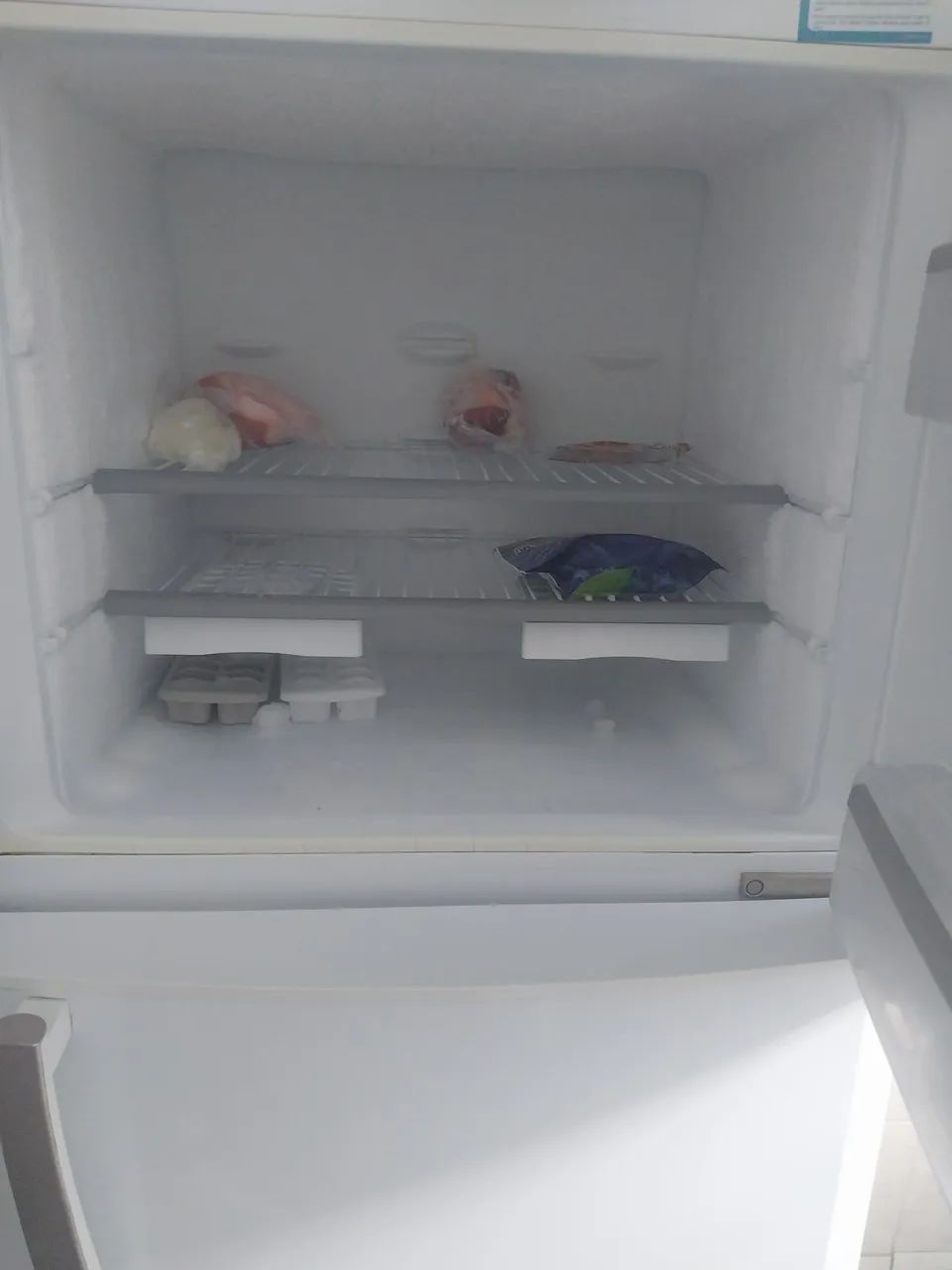 Geladeira e Freezer em Ótimo Estado
