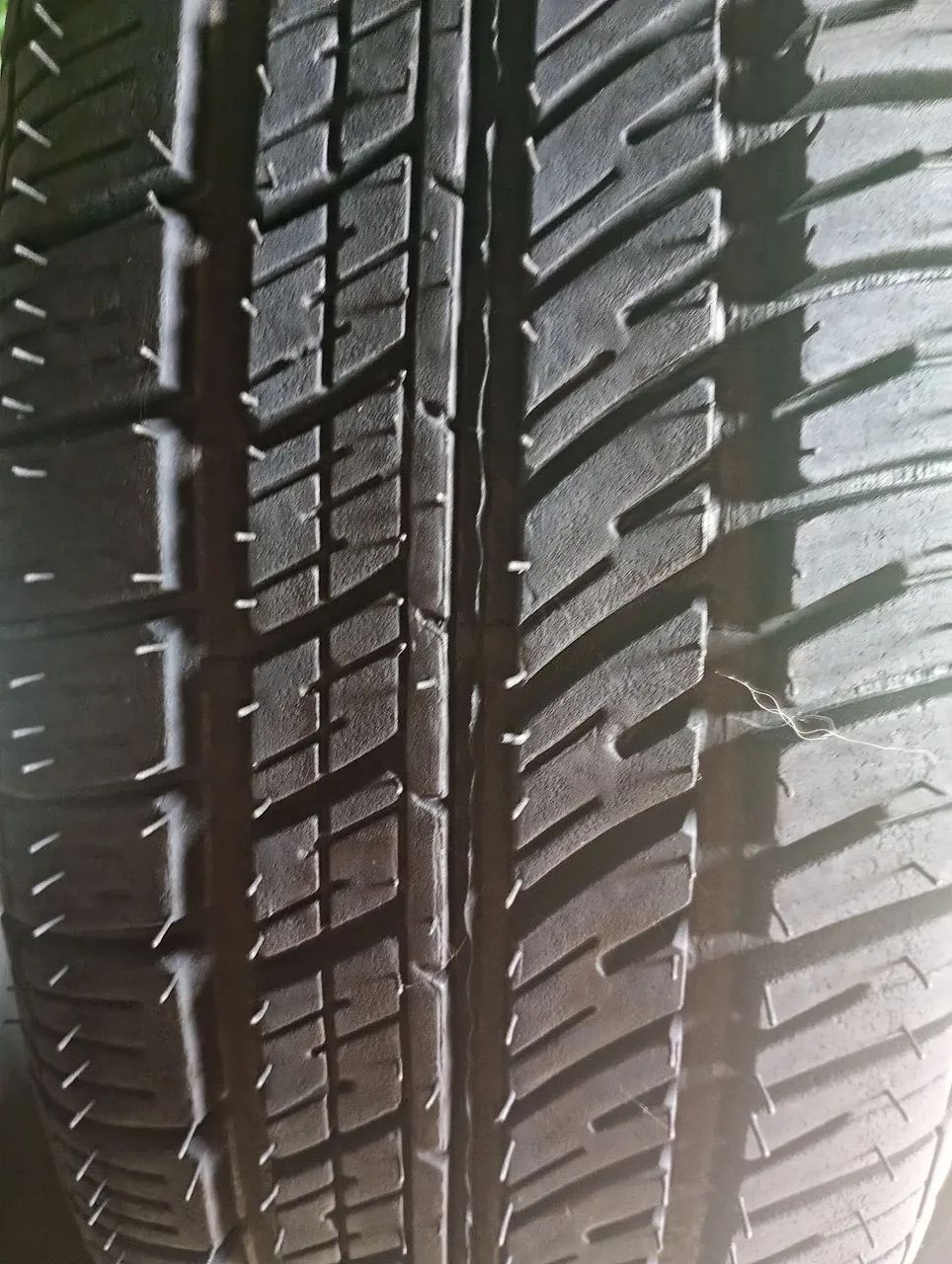 Pneus Novos Aro 14 185/70 - Foto 2