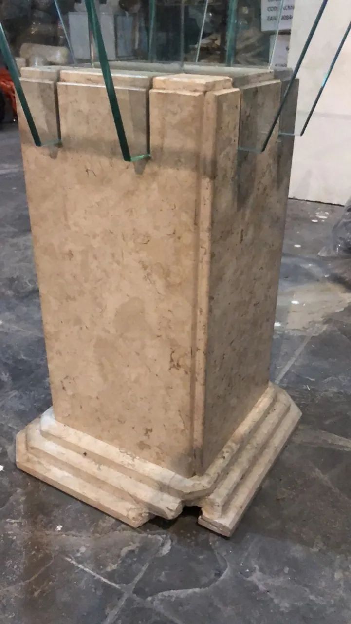 Mesa de vidro com base de mármore - Foto 2