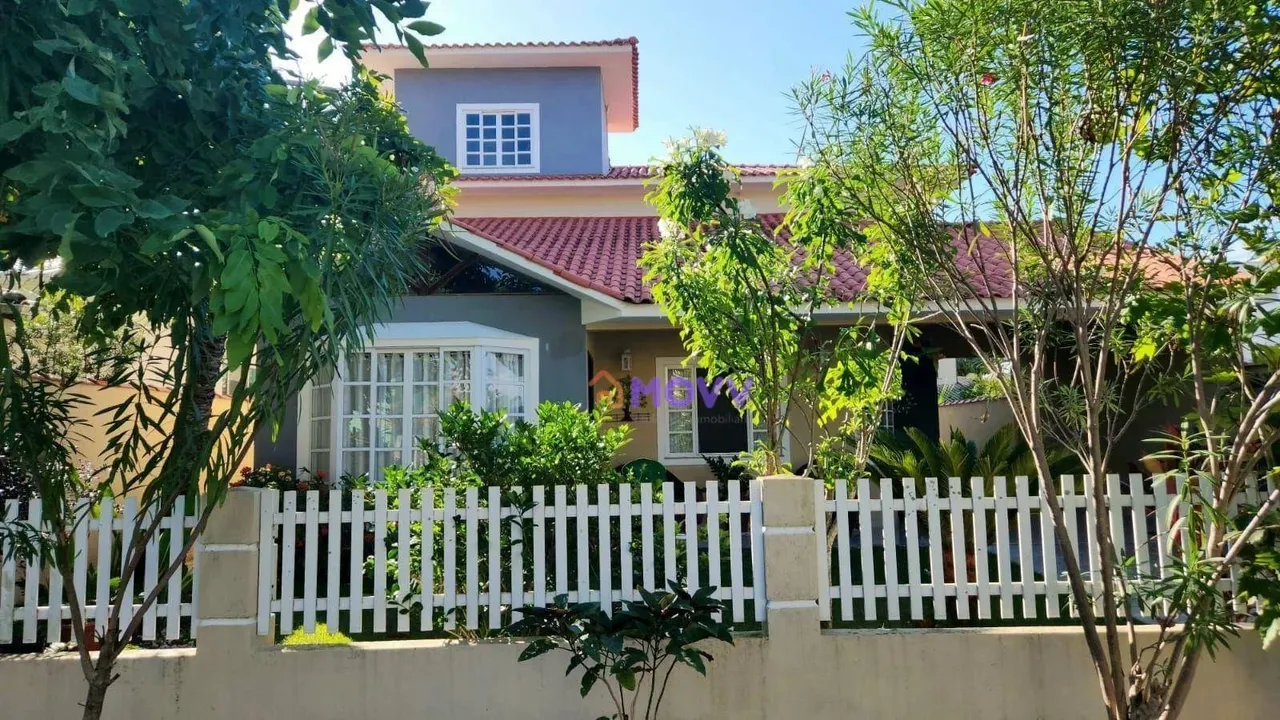 Casa com 4 quartos para alugar, 252 m² por R$ 6.181/mês - Itapeba - Maricá/RJ