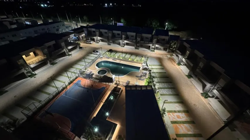 Casa Duplex 4 quartos todos com suite em condominio fechado