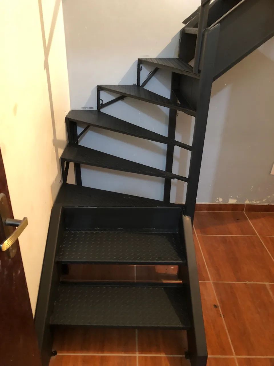 Escada  - Foto 2