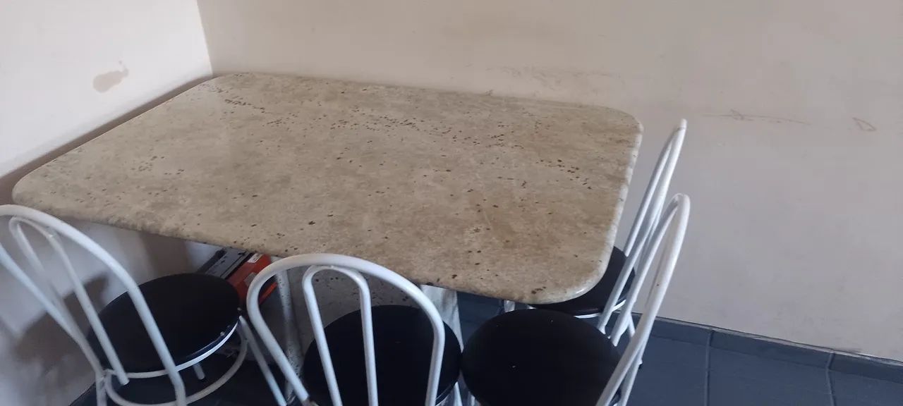 Mesa de cozinha resistente e elegante - Foto 4