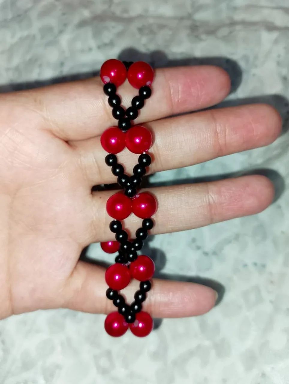 Pulseira vermelha e preta  - Foto 2