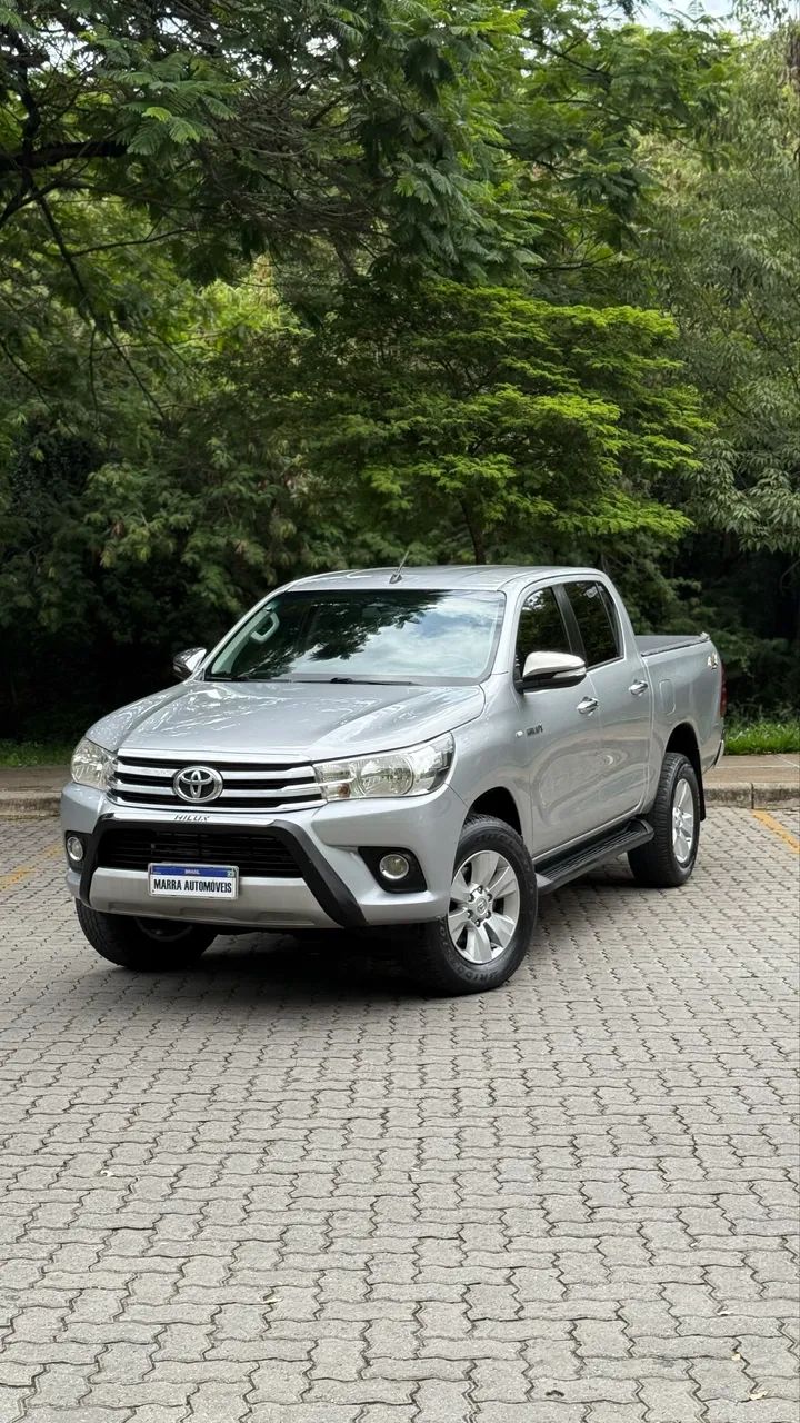 Hilux CD 4X4 2.8 Diesel Mec. 2018 | 10k Abaixo da Fipe | Bancos de couro + Multimídia 