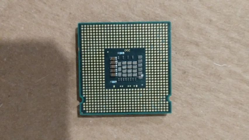 3 Processadores Intel core 2 DUO E8400 - Foto 3