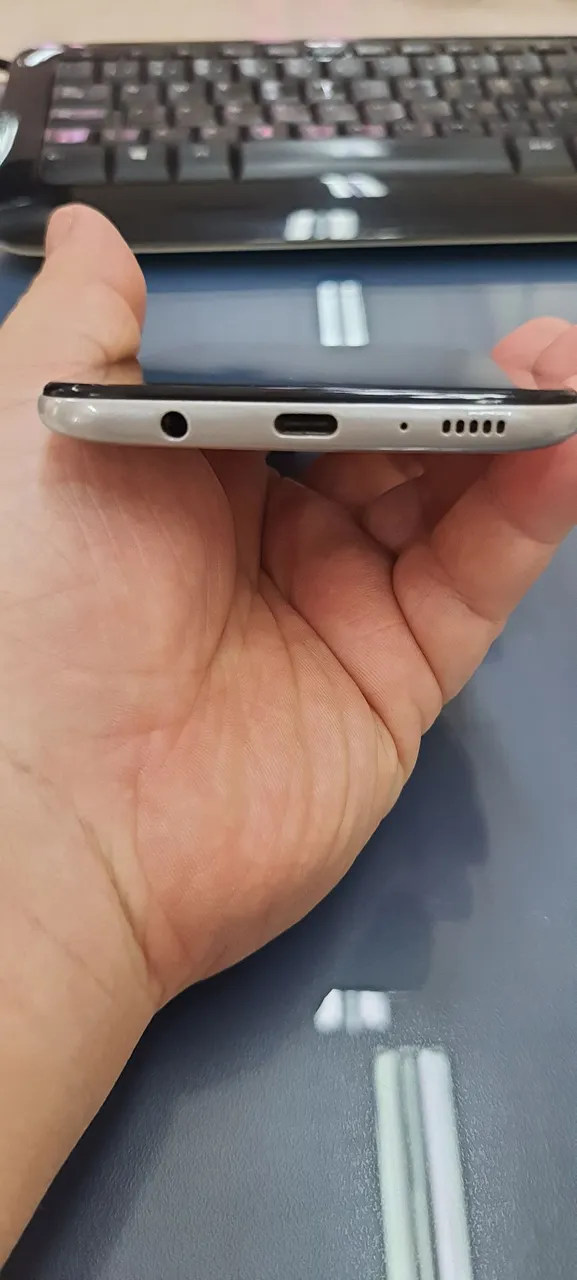 Samsung A70