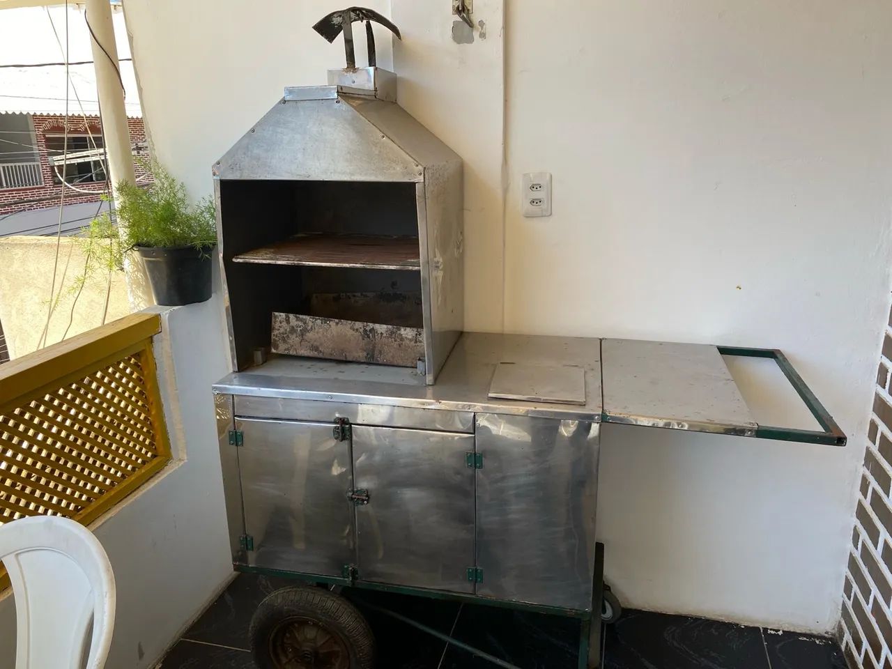 Carrinho de Churrasco Inox - Excelente Estado! 