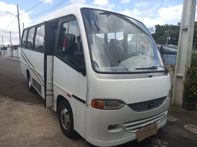 Vende-se Marcopolo Volare A6 Ano 2000