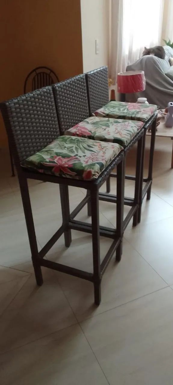 Banquetas em vime sintético semi novas. - Foto 3
