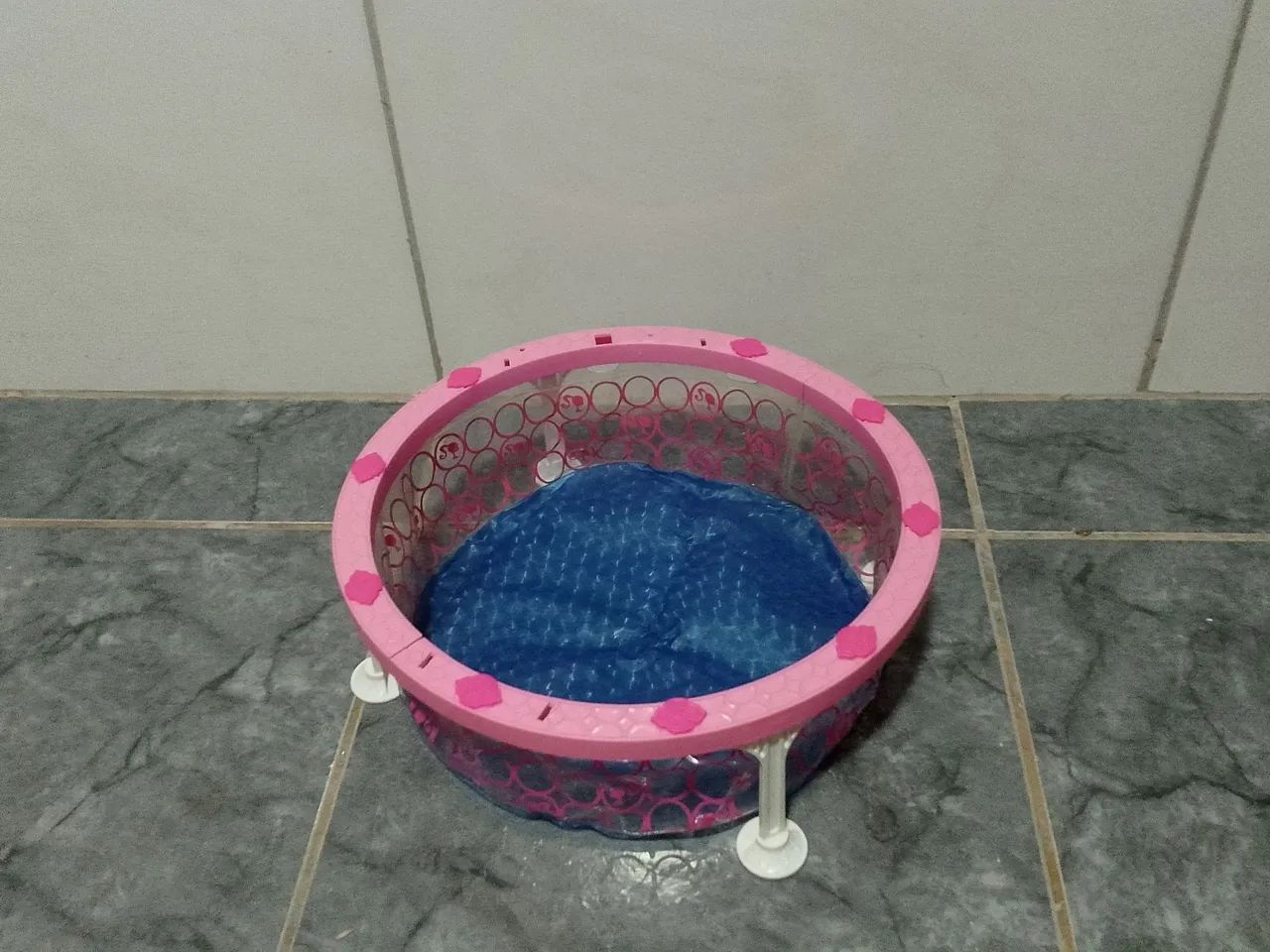 Piscininha de brinquedo da Barbie  - Foto 4
