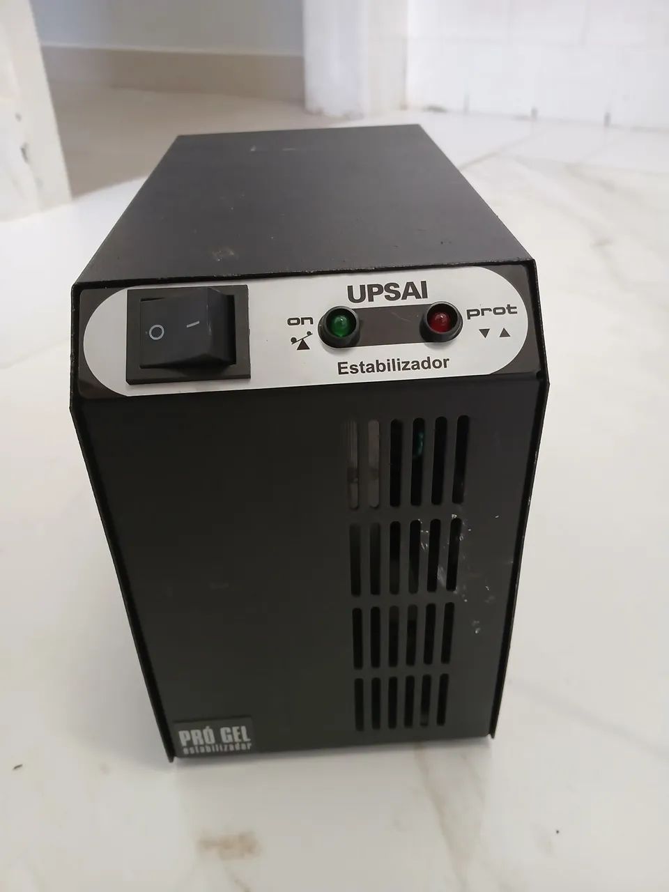 Estabilizador UPSAI PRO GEL 3030 - 220V