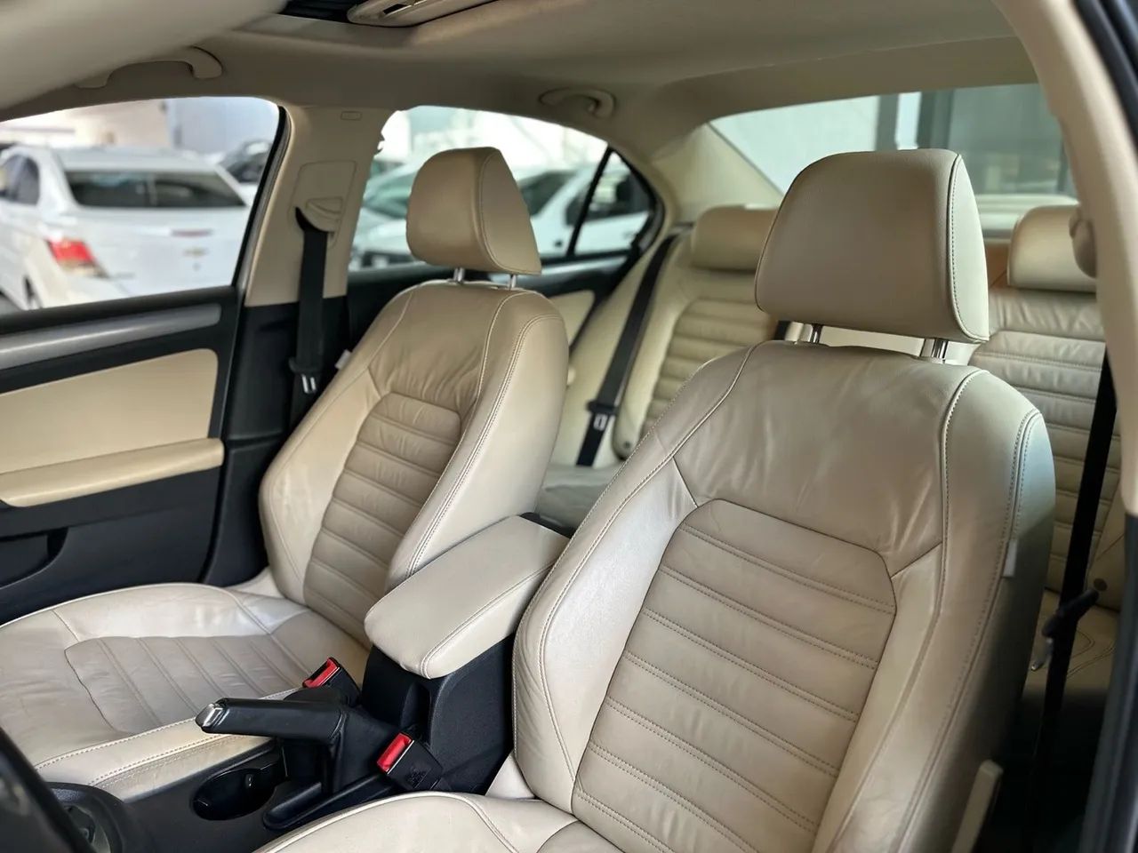 Jetta Highline 2.0 automático  - Foto 5