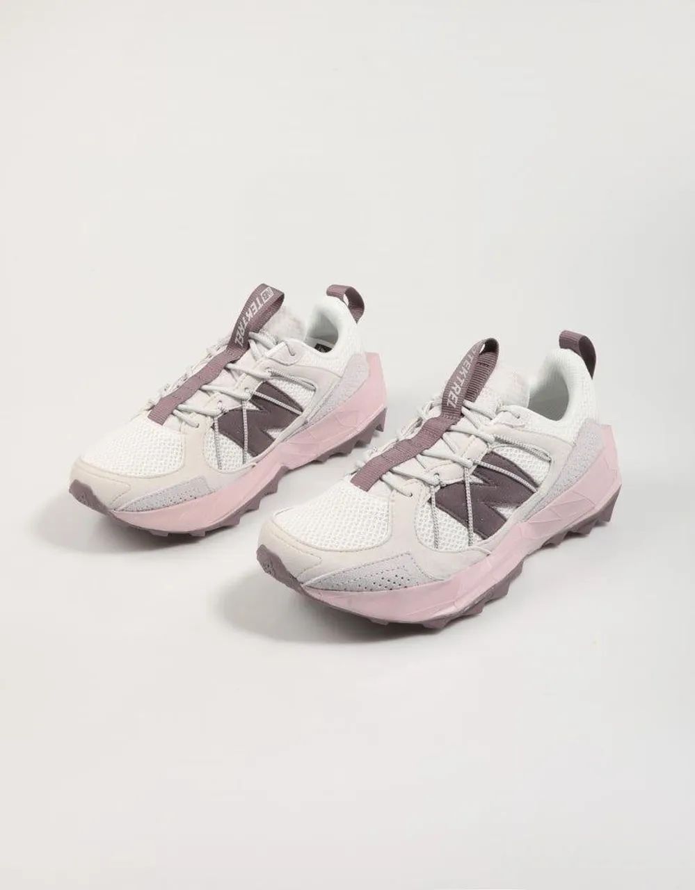 New Balance tênis de corrida feminino dynasoft tektrel v1 suede trail - Foto 4