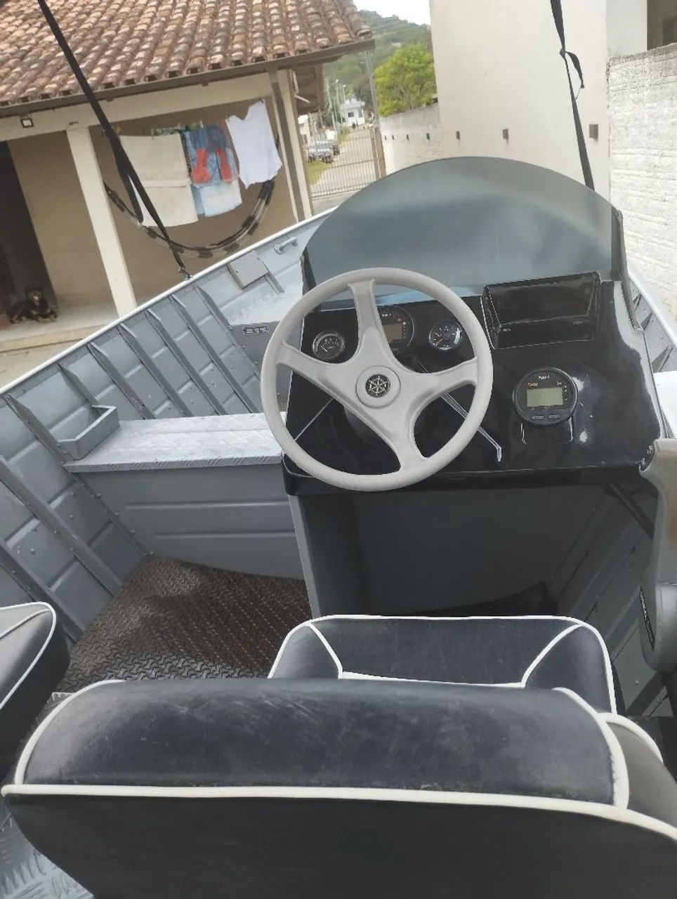 Lancha  de alumínio 6 metros, motor 40 Hp 4 tempos , e carreta rodoviária  - Foto 4