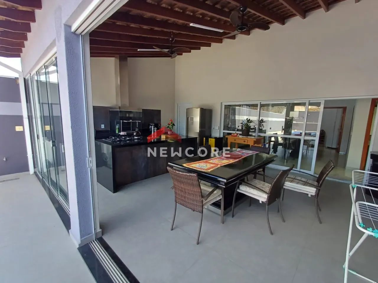 Casa de condomínio em Alameda das Papoulas - Residencial Primavera - Piratininga/SP