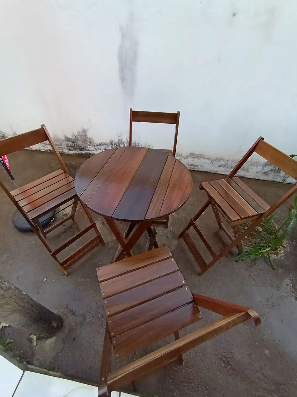 Conjunto de Mesas Bistrô e Retangular de Madeira Dobráveis - Praticidade e Estilo!