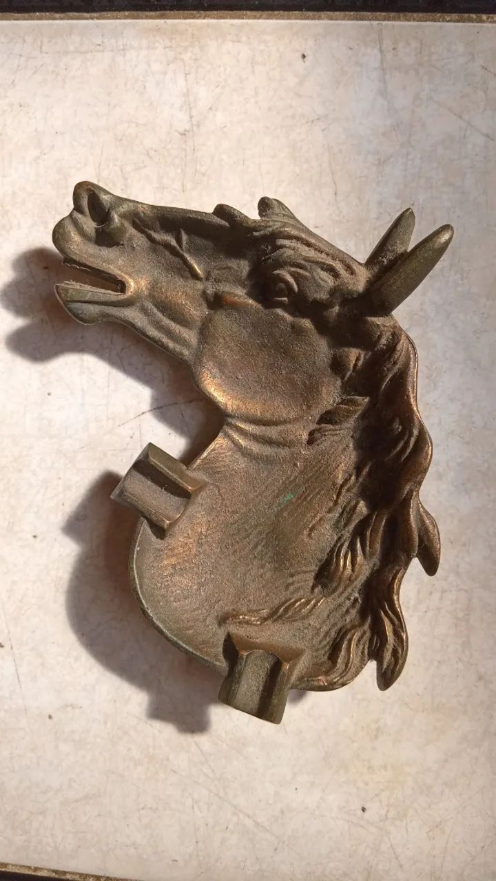 Par de Cinzeiros em Bronze - Cavalos - Foto 4