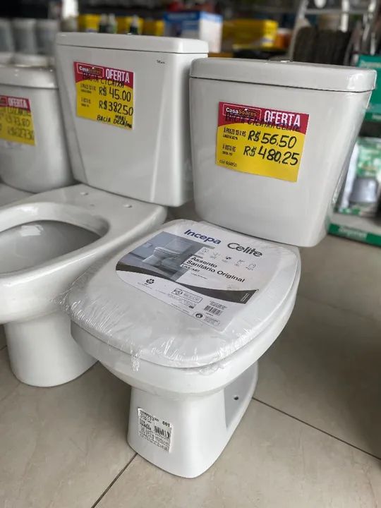 Vaso Sanitário com Descarga - Novo - Foto 2