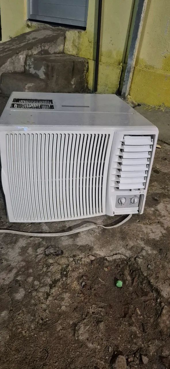 Ar Condicionado de Janela 12.000