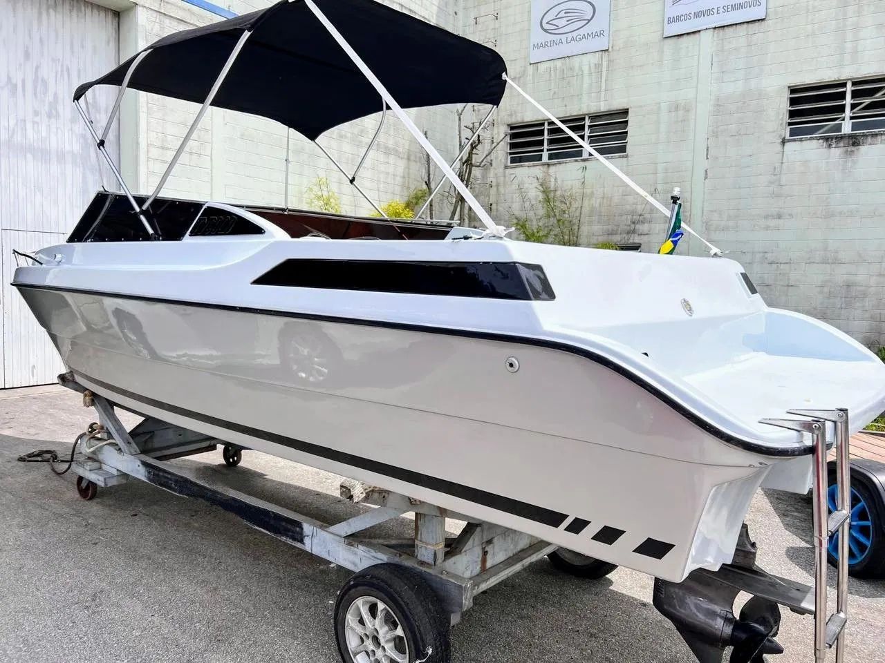 Lancha Tycoon 22 Pés Cabinada Motor Mercruiser V8 Impecável  - Foto 3