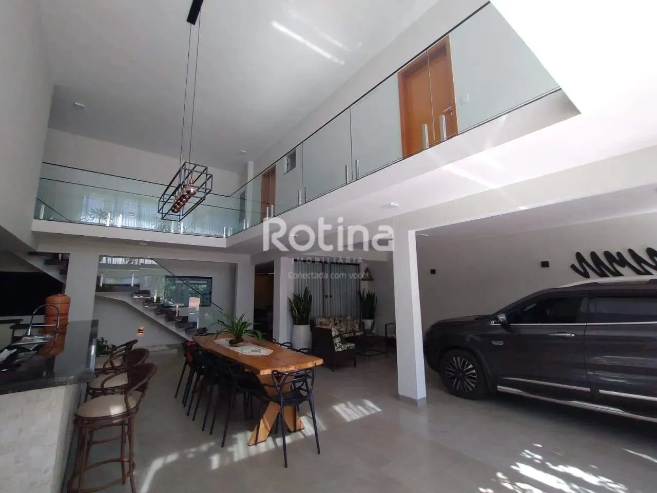 Casa para alugar, 4 quartos, Cidade Jardim - Uberlândia/MG - Rotina Imobiliária