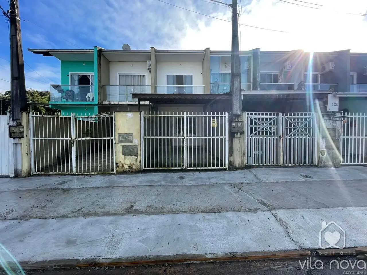 Sobrado Geminado para locação no Vila Nova