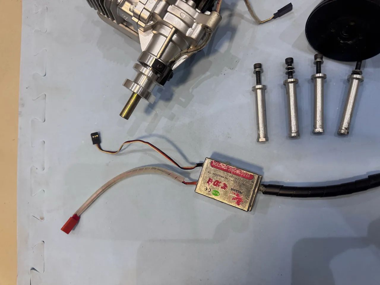 Motor de aeromodelo DLE 30 cc - Foto 2
