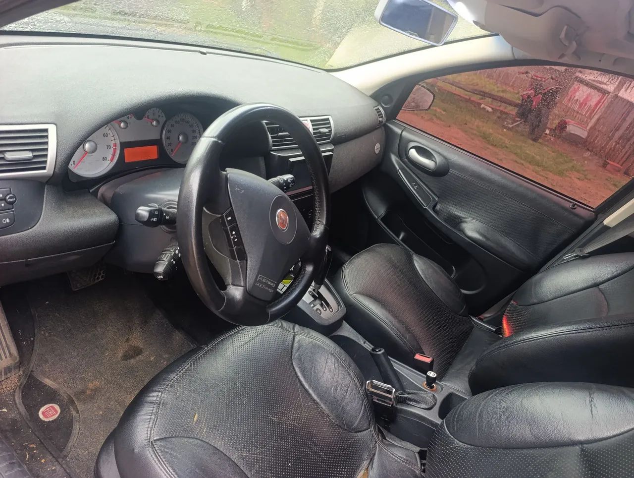 Fiat Stilo Dualogic 1.8 Blackmotion Flex 8V 2010 - Foto 5