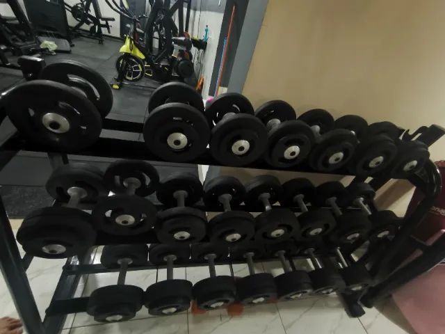 Halteres injetados com estante  - Foto 2