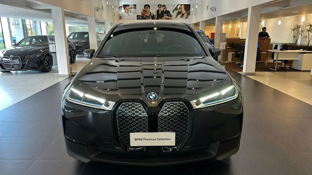 BMW IX XDrive 40 Aut. (elétrico) 2023