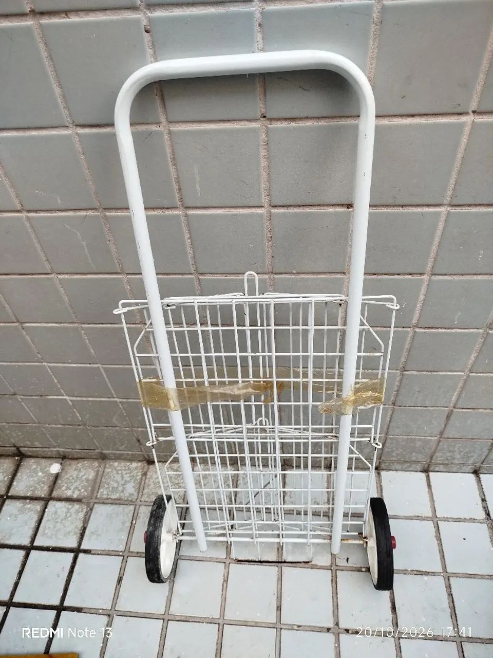 Vendo um carrinho de supermercado. - Foto 2