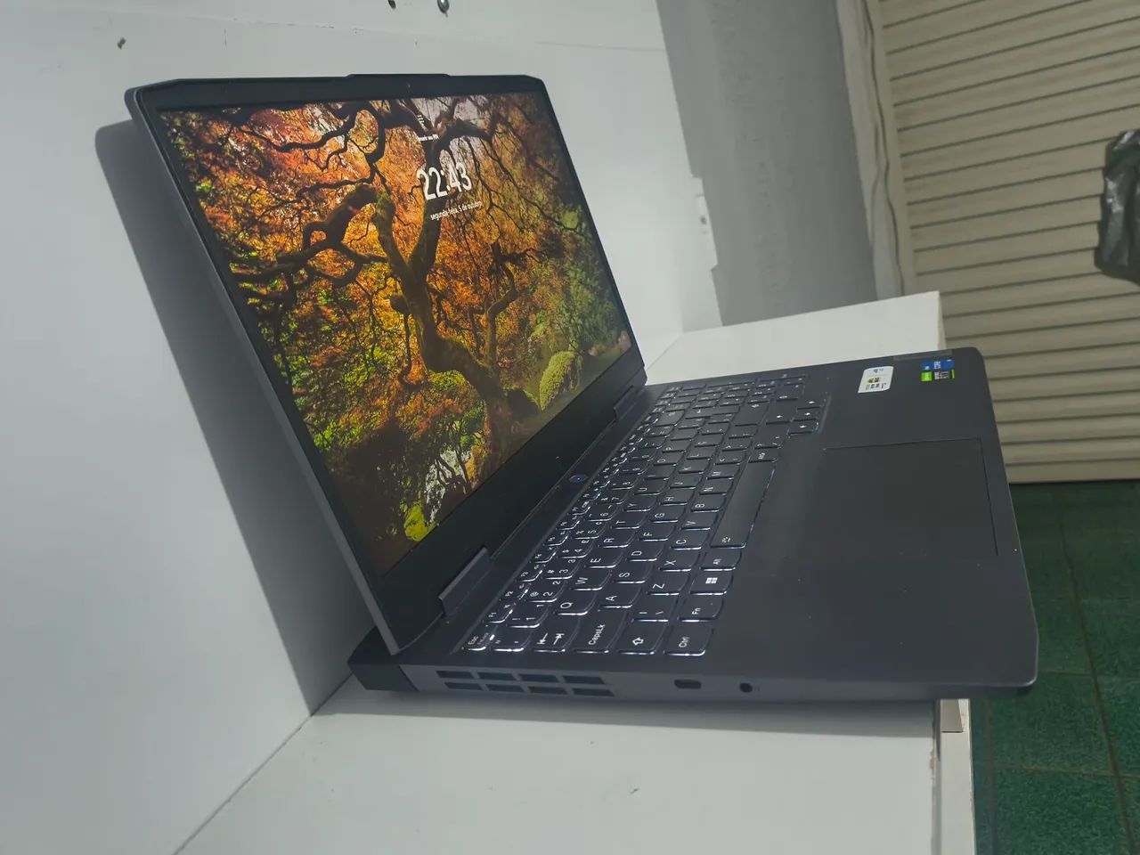 Notebook Lenovo LOQ - Foto 3