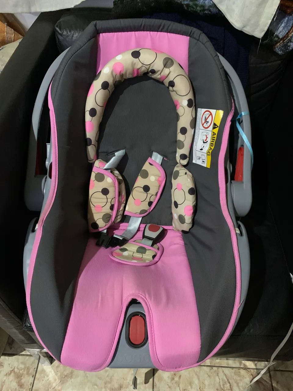 Carrinho de bebê + bebê conforto 