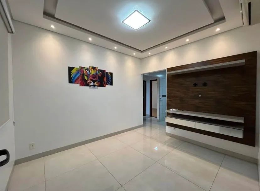 Vendo casa em glória (entrada20 mil)