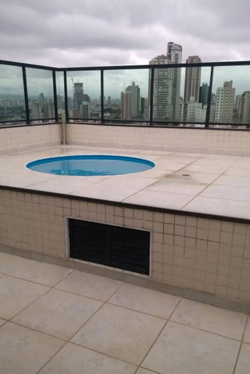 Cobertura com piscina no Análi Franco.